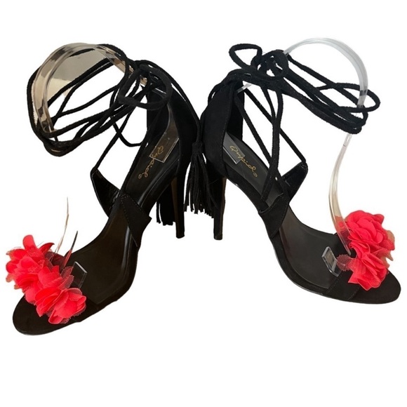 Qupid Ara-107 Black Suede Strappy Stilettos with Red Floral Detail, Size 5.5 - Picture 7 of 16